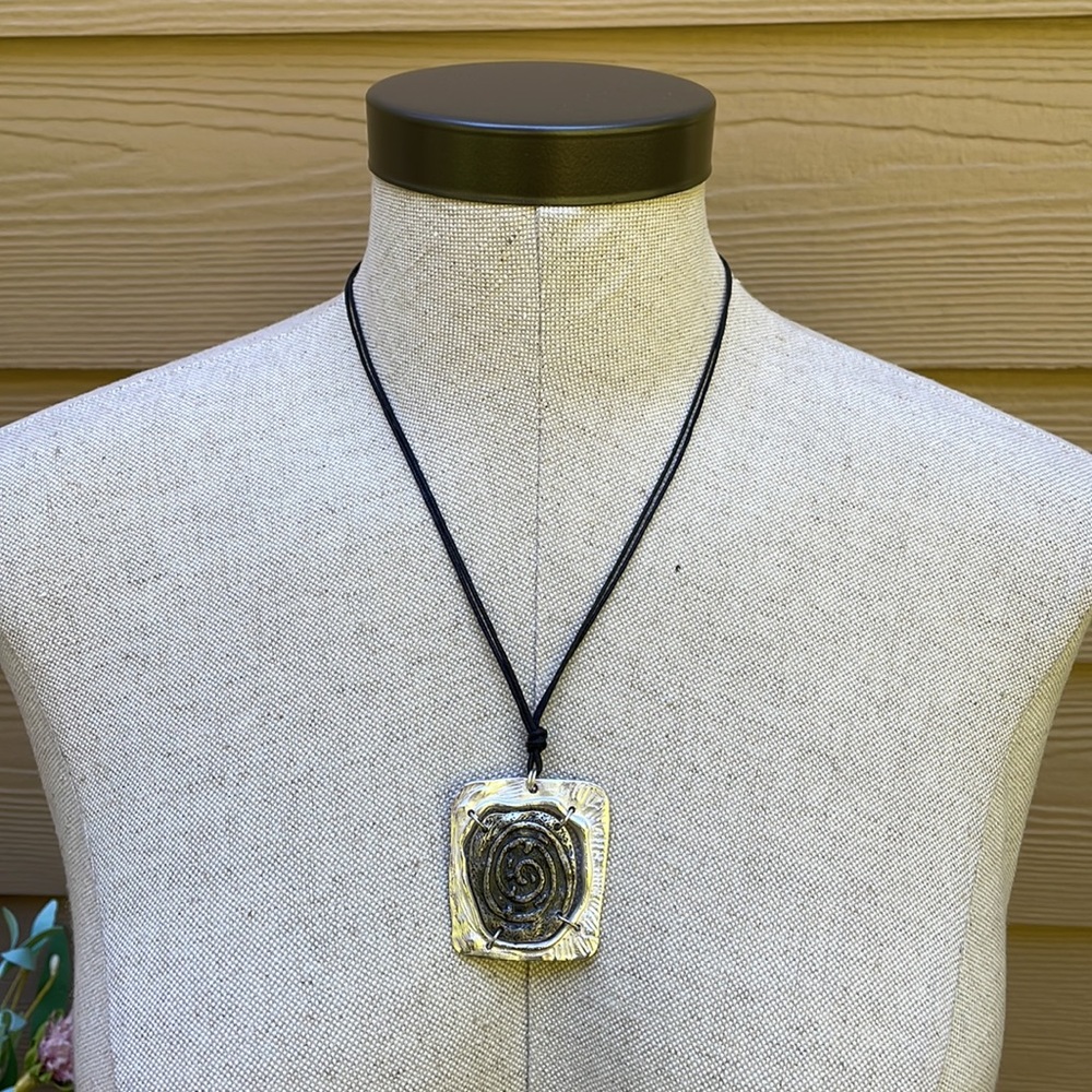 Adjustable Pendant Necklace